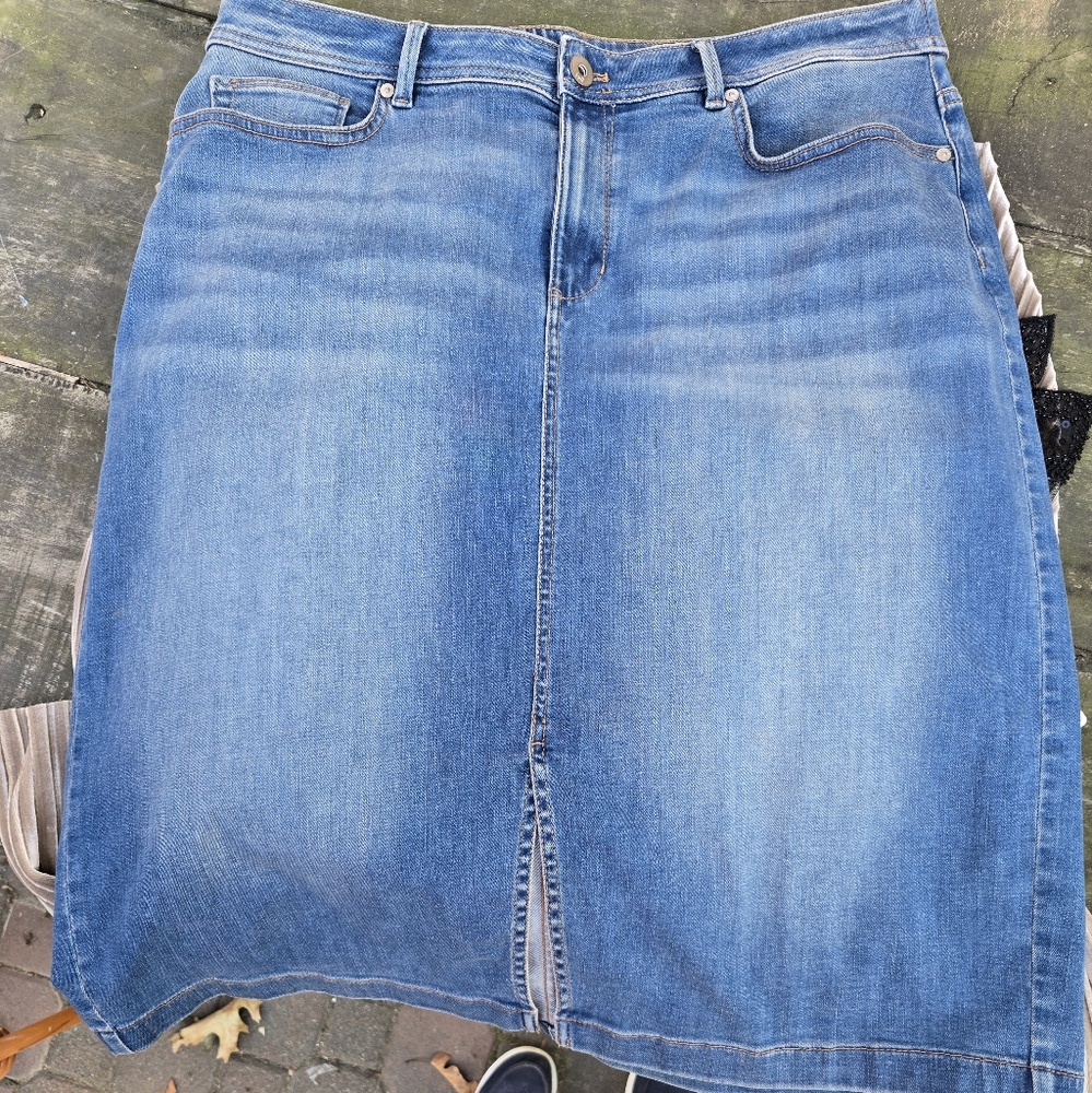 JJill denim skirt